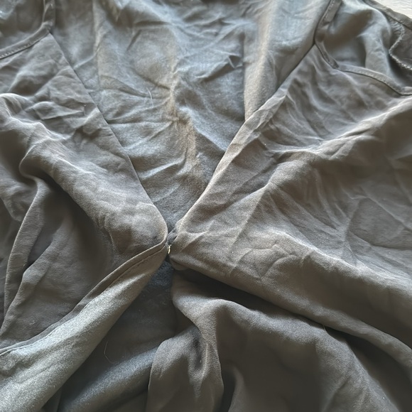 Cold shoulder Bodysuit - Picture 3 of 5